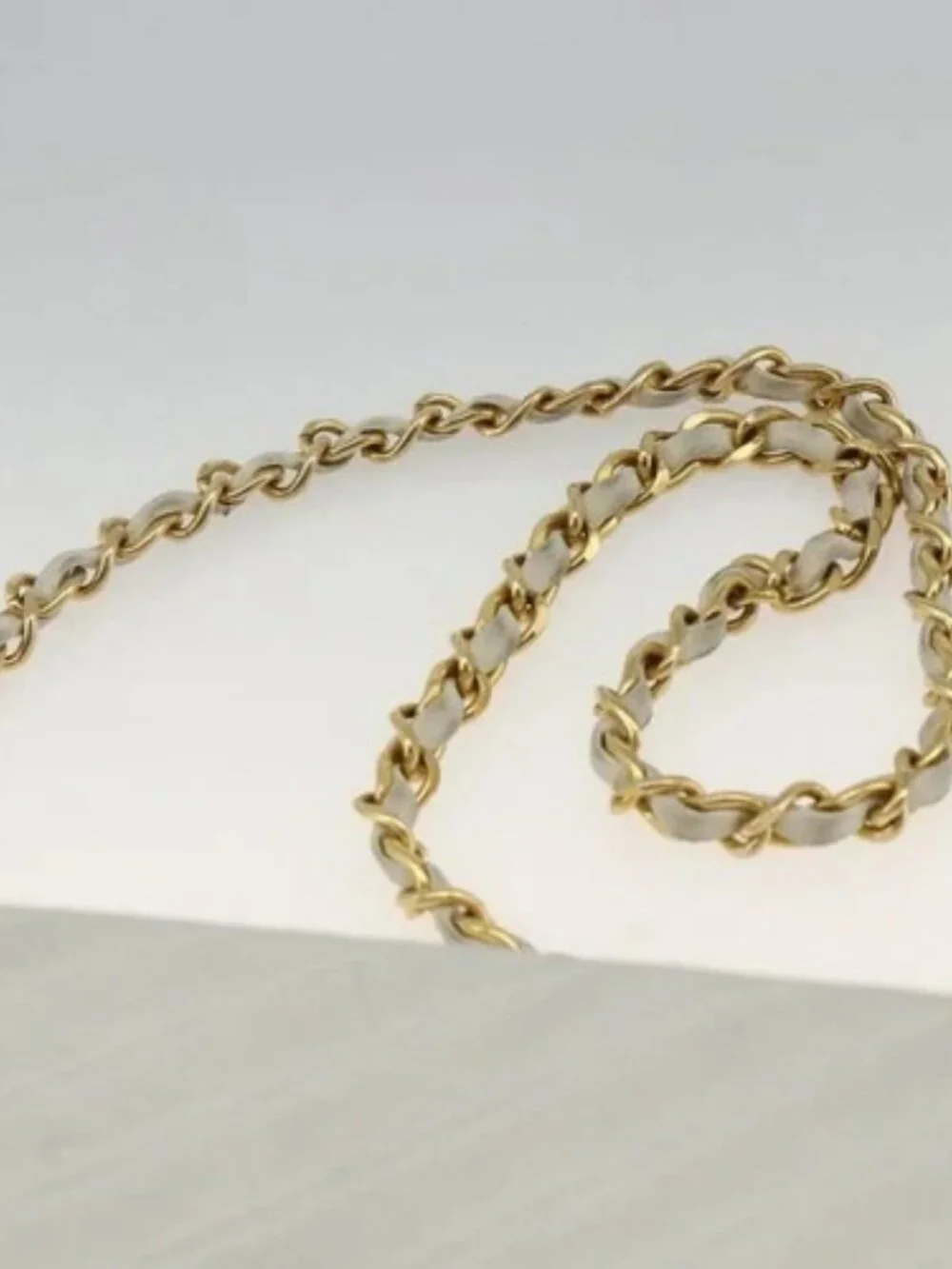 CHANEL Matelasse Chain Shoulder Bag Lamb Skin White Gold CC Auth BA11362A